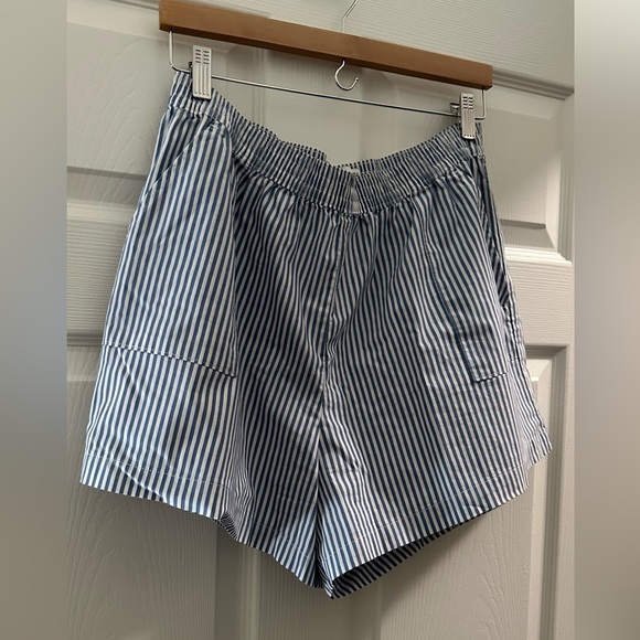 Hollister Co. classic striped shorts size L - Picture 1 of 2